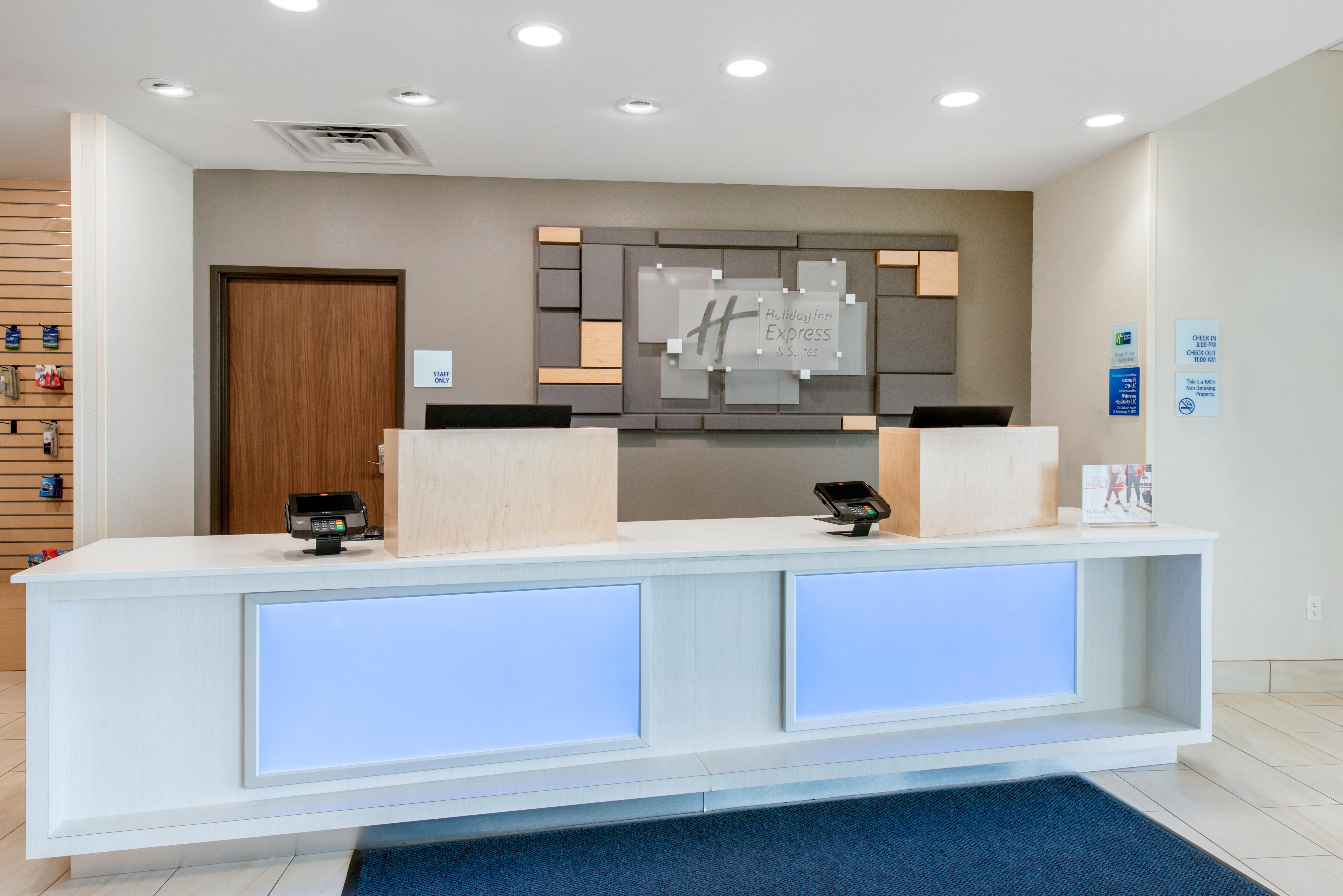 Holiday Inn Express & Suites Alachua - Gainesville Area By Ihg Exterior photo