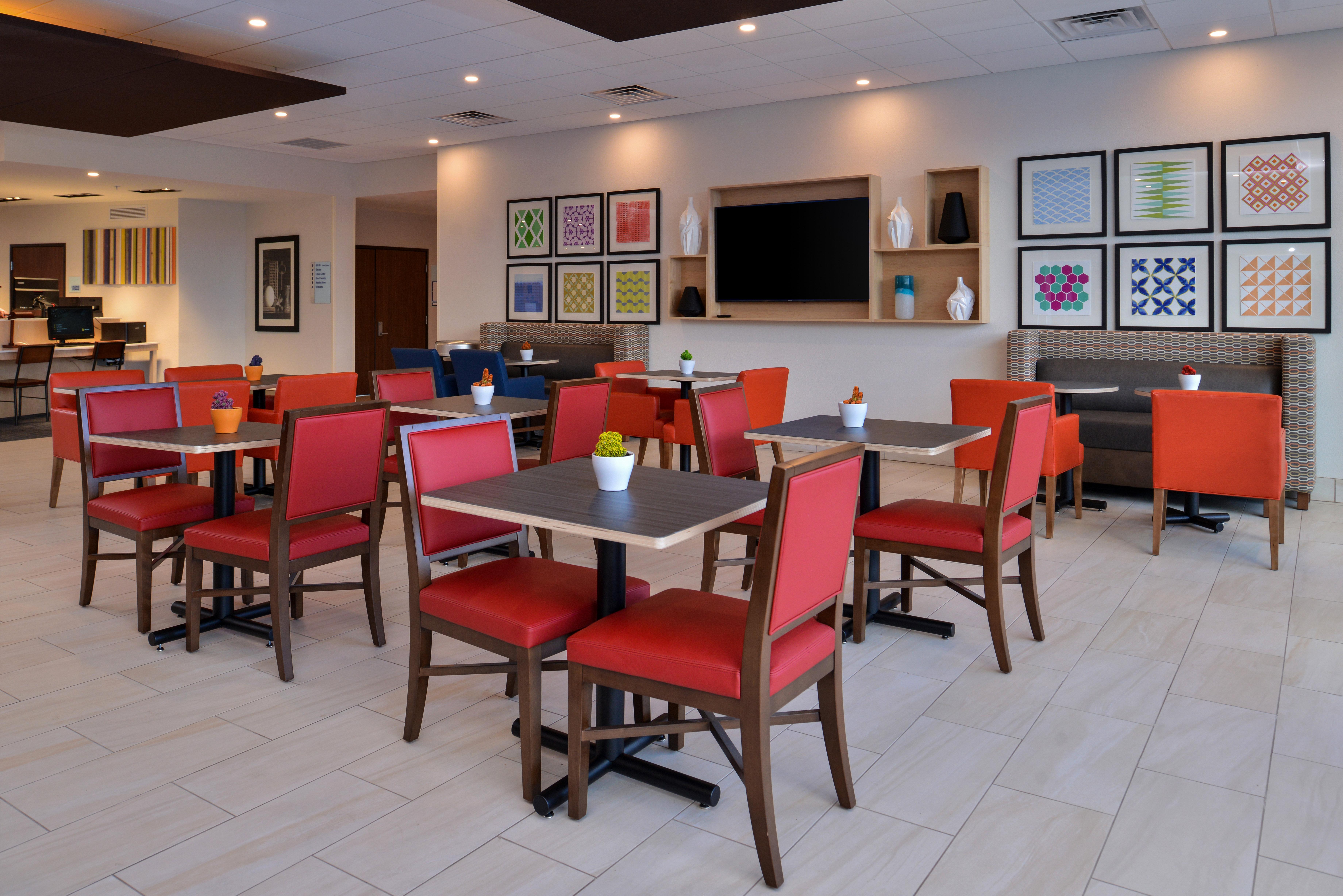 Holiday Inn Express & Suites Alachua - Gainesville Area By Ihg Exterior photo