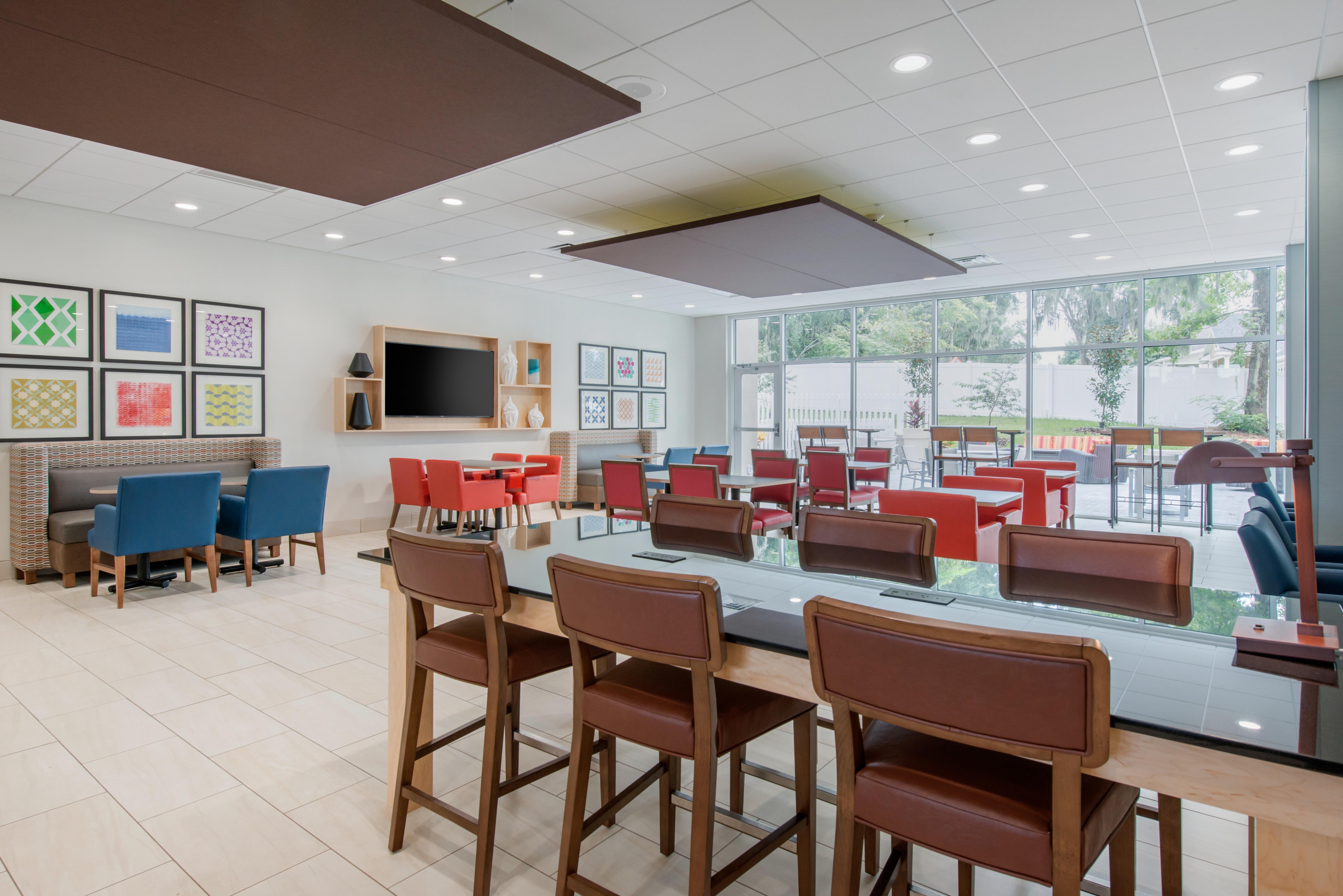Holiday Inn Express & Suites Alachua - Gainesville Area By Ihg Exterior photo