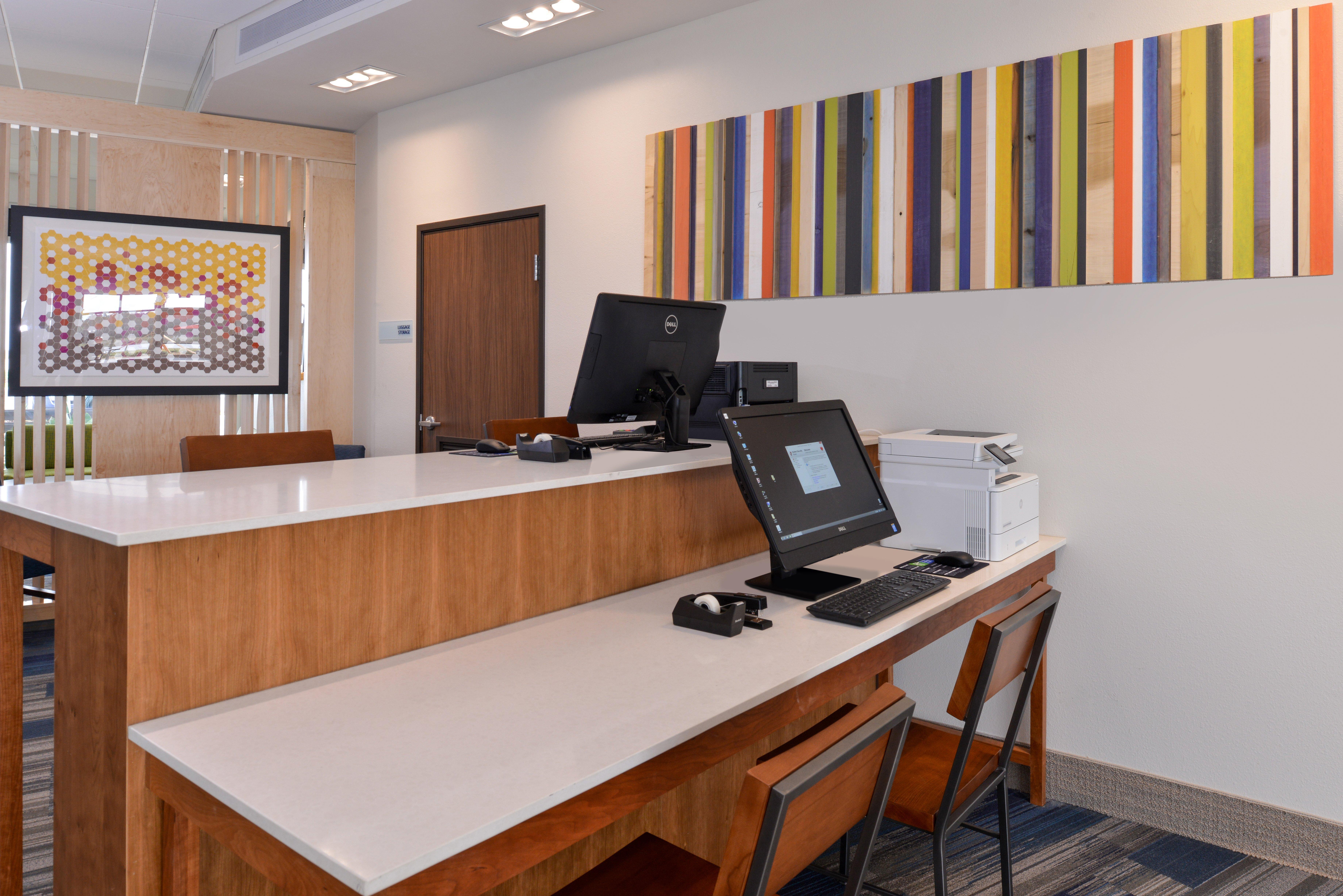 Holiday Inn Express & Suites Alachua - Gainesville Area By Ihg Exterior photo